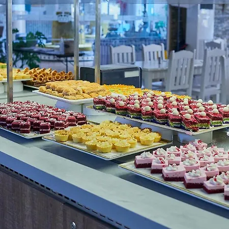 Hi Imperial 度假村 4*