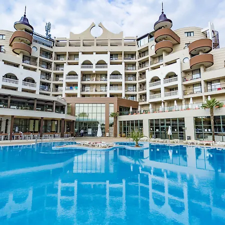 Semesteranläggning (resort) Hi Imperial 4*