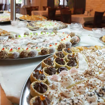 Hi Imperial Semesteranläggning (resort) Slăntjev Brjag
