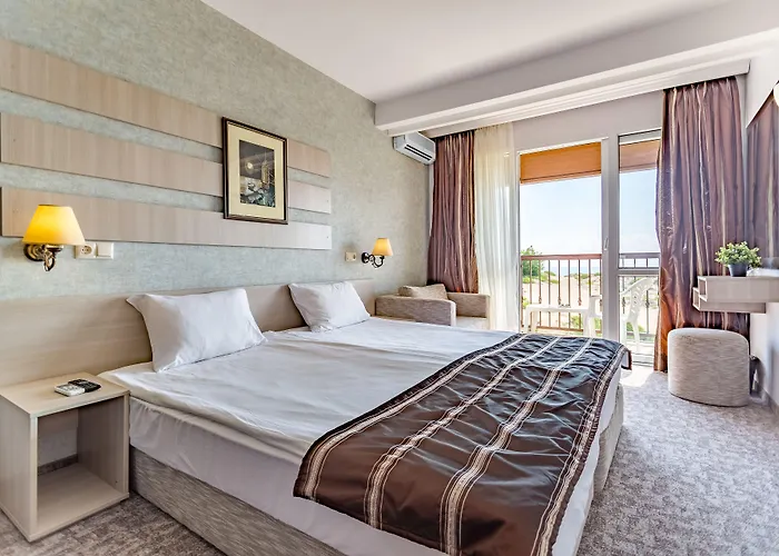 Semesteranläggning (resort) Hi Imperial 4*