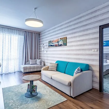 Semesteranläggning (resort) Hi Imperial