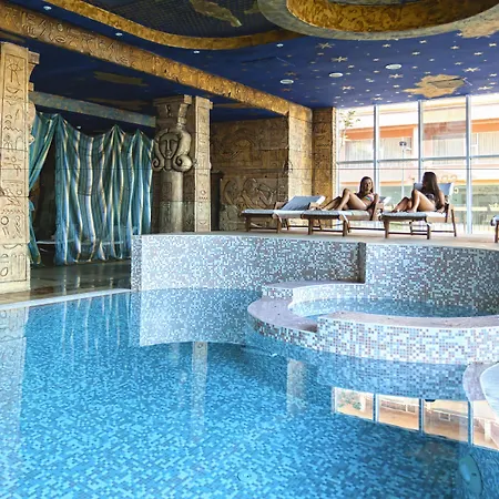 Hi Imperial リゾート