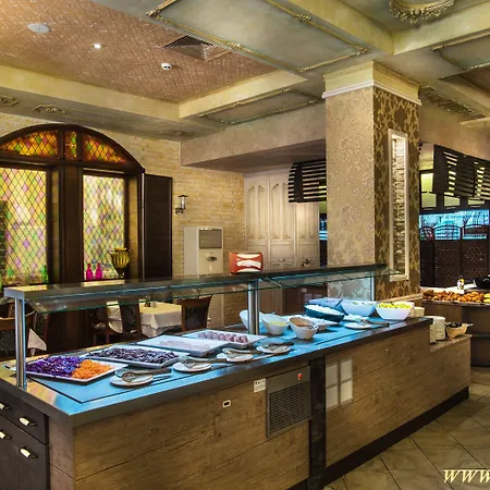 Hi Imperial サニービーチ