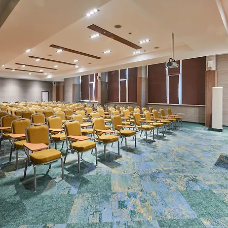 Курортний комплекс Hi Imperial 4*